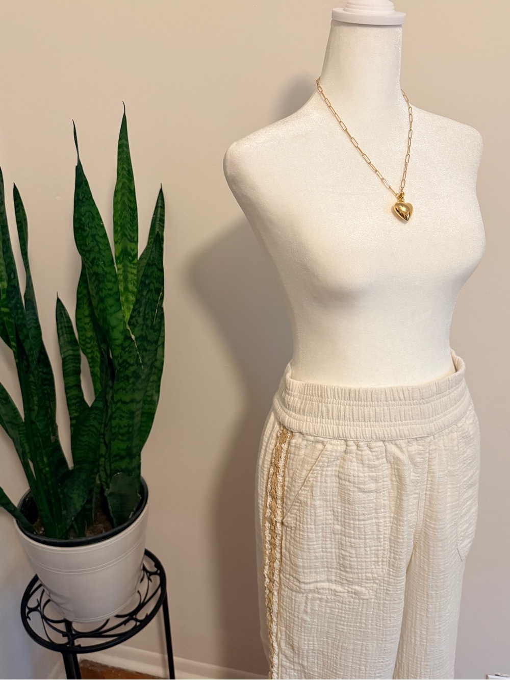 Aerie | 100% Cotton Cream Wide Leg Pants - Picture 2 of 10